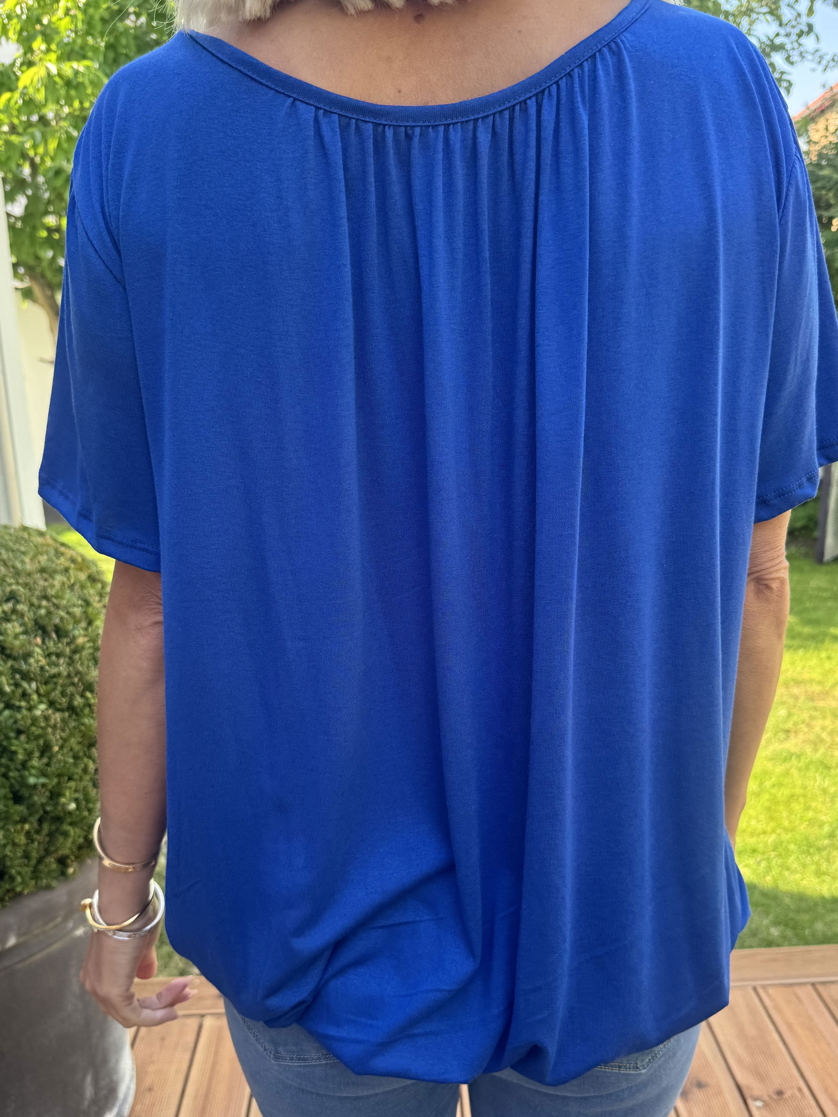 Miracle t-shirt - Basis t-shirt med elastik forneden (bestseller)